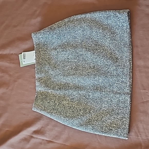 H&M Textured Mini Skirt - Picture 1 of 4